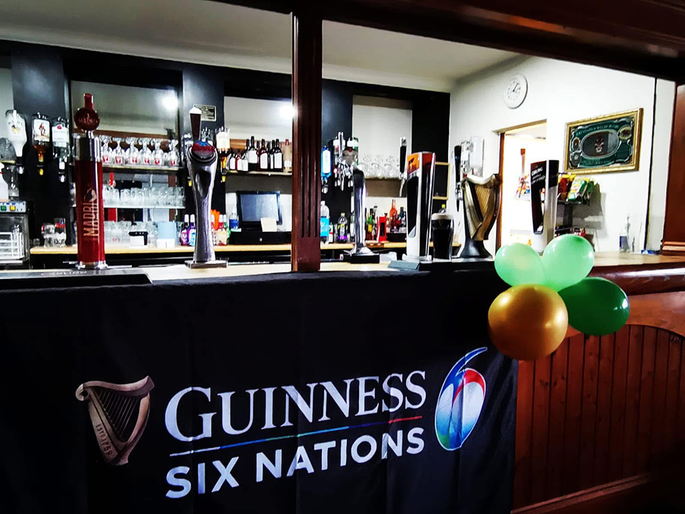 Llandybie-RFC-bar